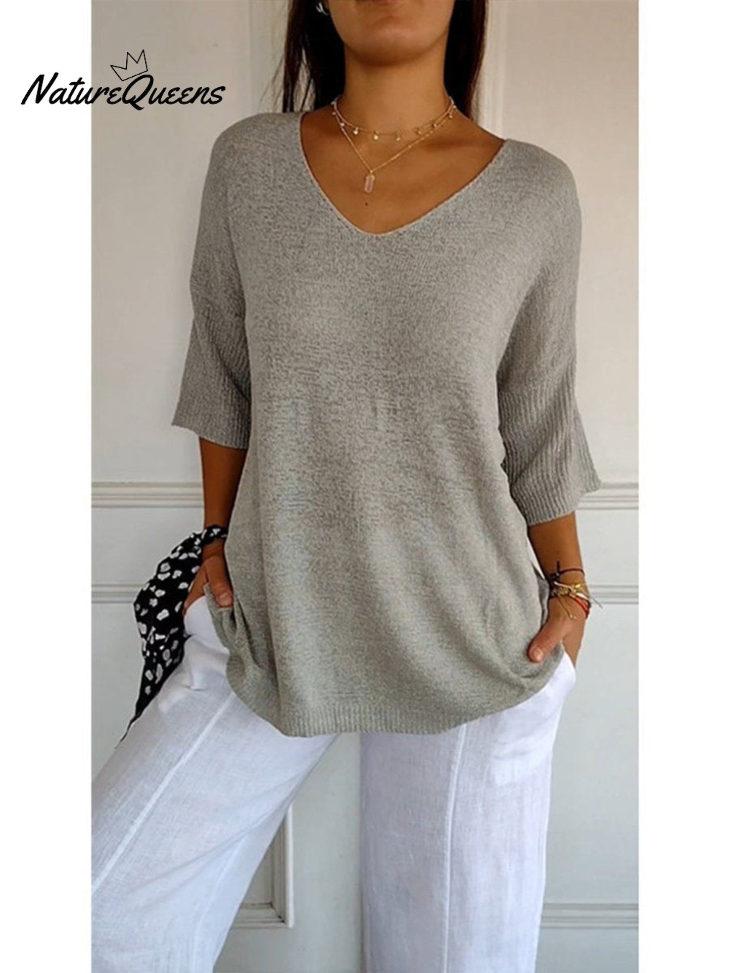 Women's Solid Color Knitted 3/4 Sleeve V-neck Top